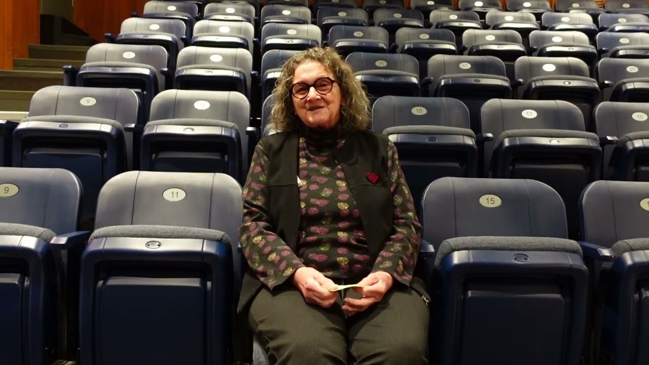 Portrait vidéo d’une bénévole du Cinéma du Lac, partagé dans une publication Facebook de l’organisme